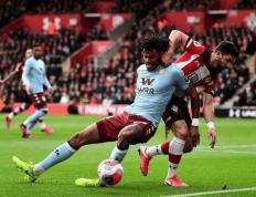 世界杯下注-英超前瞻铁锤帮主场迎战小蜜蜂！