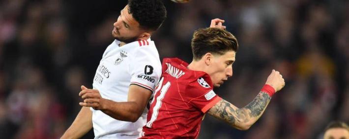 世界杯下注-英超：安菲尔德之战，争四红军主场迎战保级铁锤帮，伤病名单与历史交锋数据成焦点