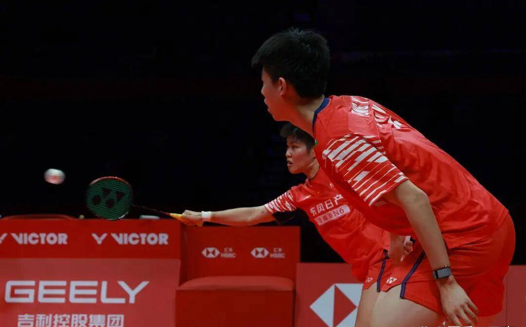 世界杯竞猜-羽毛球总决赛：国羽黄东萍冯彦哲三连胜击败世界排名第四晋级四强
