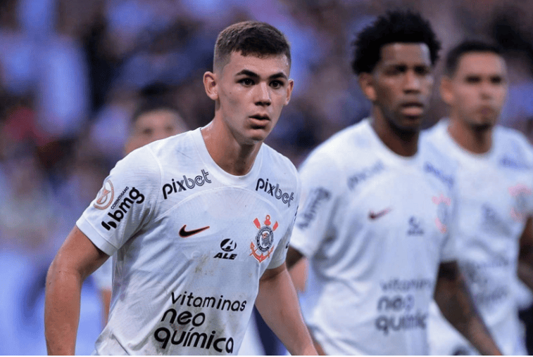 世界杯-预计加布里埃尔和马尔基尼奥斯将组成双中卫